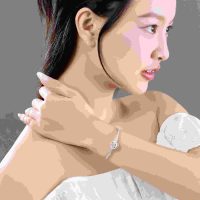 STYLE By PNJ Bloomie: Hạt charm bạc, món quà hoàn hảo cho những người thân yêu