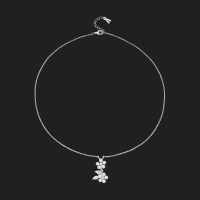 STYLE By PNJ: Dây cổ bạc đính đá, khẳng định sự sang trọng và quý phái