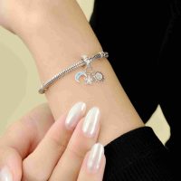 STYLE By PNJ: Hạt Charm Bạc Đính Đá - Phong cách thời trang dẫn đầu xu hướng