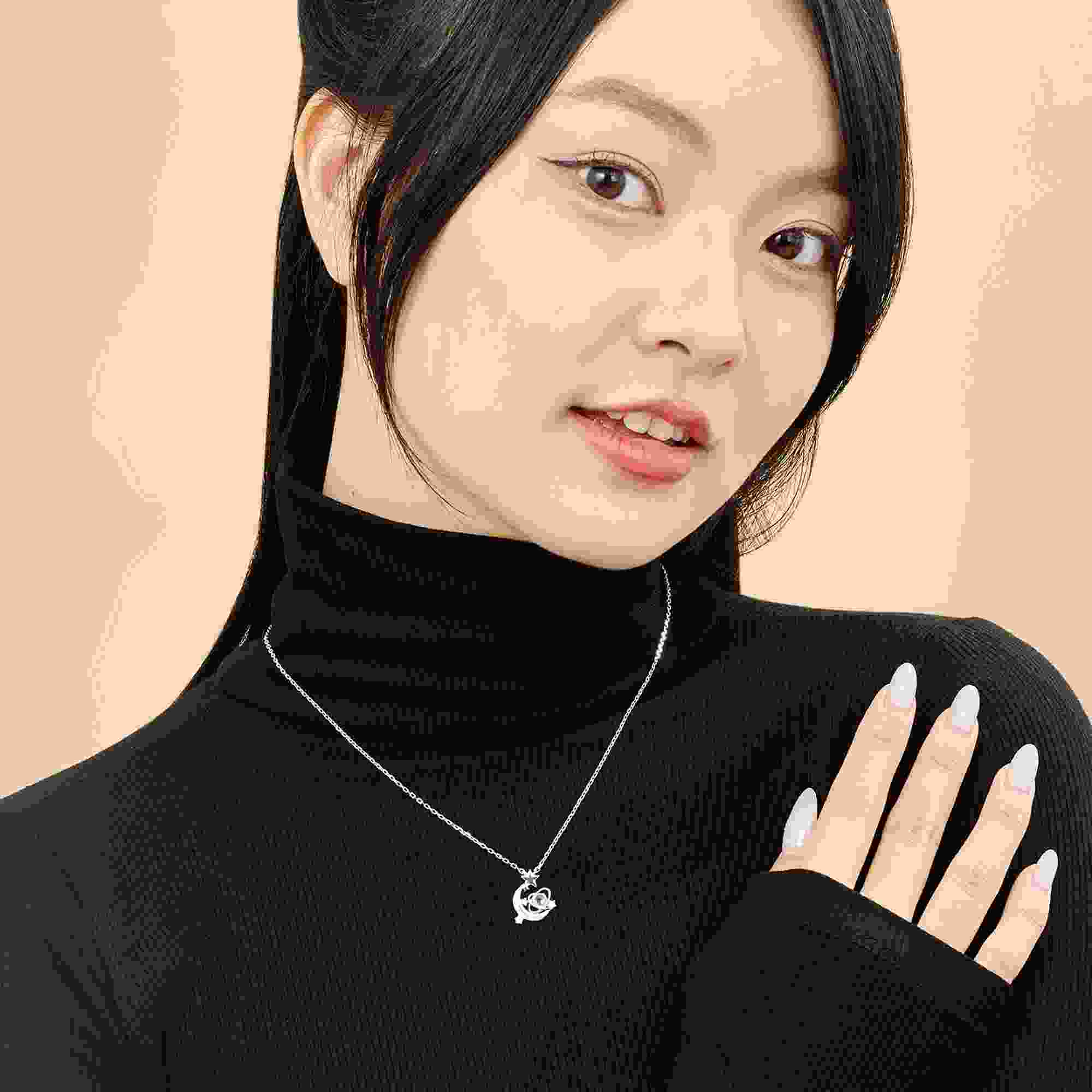 STYLE PNJ: Dây cổ Bạc đá tinh tế, khẳng định gu thẩm mỹ tinh hoa