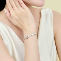 Vòng tay kim cương vàng trắng PNJ Audax Rosa: Tinh hoa chế tác đỉnh cao